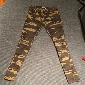 Ripped Camouflage Skinny Jeans
